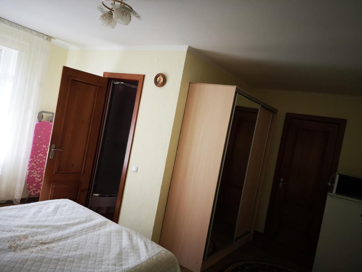 Sadyba Anzhelika Truskavec Exteriér fotografie